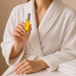 ⁦عطر فرومانيت فري سكسي ناو النسائي – Free Sexy Now Perfume Oil Roll-On 12ml – زيت عطرى مركز خالٍ من الكحول – عطر أنثوي فاخر جذاب وثابت – مستوحى من V-Secret Sexy Perfume Women⁩ - الصورة ⁦8⁩