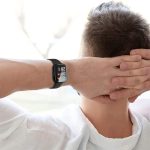 ⁦جراب بتصميم رفيع يوفر حماية كاملة مع شاشة حماية مدمجة من دلع موبايلك، جراب ناعم ومقاوم للصدمات من بولي يوريثين مقاوم للحرارة، متوافق مع ساعة شاومي ريدمي ووتش 3 لايت/ريدمي ووتش 3 اكتيف، أسود⁩ - الصورة ⁦6⁩