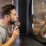 ⁦ماكينة حلاقة شعر احترافية دقيقة بتصميم كلاسيكي مع بشفرات من الفولاذ الكربوني بتشغيل سلكي/ لاسلكي سوكاني لون فضي موديل SK-LF-9925⁩ - الصورة ⁦7⁩