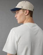 ⁦تيشرت من قماش بيكيه وتصميم على شكل مربع بقصة مريحة للرجال من امريكان ايجل⁩ - الصورة ⁦5⁩