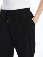 ⁦بنطلون رياضي بخصر بأستك للنساء من ال سي وايكيكي⁩ - الصورة ⁦5⁩