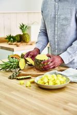 ⁦خلاط لصنع السموذي من كينوود مع مطحنة ومفرمة، وظيفة سحق الثلج، 2 لتر، 500 واط، BLP15 16.360bk اسود - ضمان دولي⁩ - الصورة ⁦7⁩