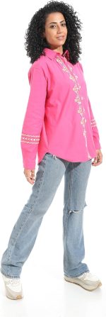 ⁦قميص بياقة مطوية لأسفل للنساء بأزرار للاغلاق بنمط غربي من اندورا⁩ - الصورة ⁦5⁩