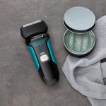 ⁦ماكينة حلاقة اف 4 من الرقائق المعدنية من سلسلة ستايل - موديل F4000⁩ - الصورة ⁦2⁩