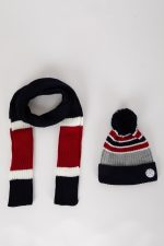 ⁦ديفاكتو طقم اوشحة وشالات ومناشف متعددة الالوان للاولاد، بوردو 5-9 سنوات⁩ - الصورة ⁦2⁩