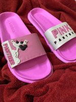 ⁦شبشب حريمى طبى فوشيا بنعل مرن مريح - شبشب خروج ومنزل - شبشب شاطئ Slipper Fuchsia Wide For Women & Girls , Non Slip & Soft Outdoor , indoor & Beach - Medical & Comfy Leather⁩ - الصورة ⁦4⁩