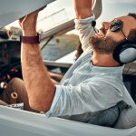 ⁦سوار من السيليكون مغناطيسي للرجال والنساء سيميكا، متوافق مع ساعة آبل 44 و45 و49 و42 ملم، بديل بإغلاق لساعة الترا/ اي ووتش سيريز 8 و7 و6 و5 و4 و3 و2 و1 وSE⁩ - الصورة ⁦8⁩