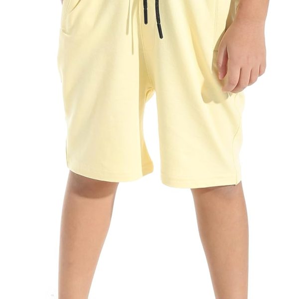 شورت عصري سادة قطن بأستك عند الخصر للأولاد من اندورا