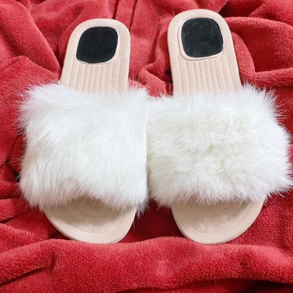 للنساء شبشب فرو حريمى بشكل مميز وأنيق - وجلد طبي مريح نعل طبى - فلات