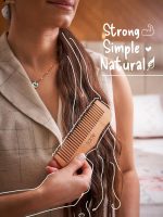 ⁦مشط شعر مصنوع من الخشب الطبيعي مضاد للتجعد ولطيف على فروة الرأس بتصميم صديق للبيئة للاستخدام اليومي من اليس⁩ - الصورة ⁦2⁩