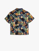 ⁦KOTON Boys Viscose Floral Printed Short Sleeve Pocket Detail Shirt⁩ - الصورة ⁦2⁩