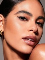 ⁦قلم محدد للعين وينج ات لون اسود، مقاوم للماء من شيجلام، معدني⁩ - الصورة ⁦5⁩