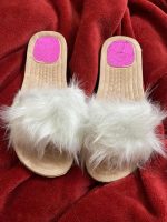 ⁦للنساء شبشب فرو حريمى بشكل مميز وأنيق - وجلد طبي مريح نعل طبى - فلات⁩ - الصورة ⁦6⁩