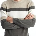 سترة تريكو رجالي بياقة دائرية وأكمام طويلة، ملابس صوف منسوجة بكتل الألوان من ال سي وايكيكي