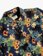 ⁦KOTON Boys Viscose Floral Printed Short Sleeve Pocket Detail Shirt⁩ - الصورة ⁦3⁩