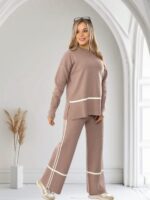 ⁦بلوفر شتوي حريمي + بنطلون طقم من قطعتين - تصميم أنيق وعصري يمنحك الدفء والراحة خلال الأيام الباردة داخل المنزل وخارجه تلبيس 50 ل 80 كيلو⁩ - الصورة ⁦2⁩