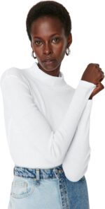⁦Trendyol Women's Turtleneck Ribbed Knitted Blouse⁩ - الصورة ⁦5⁩