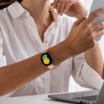 ⁦دلـع موبايلك سوار معدني متوافق مع ساعة شاومي ريدمي 5 اكتيف/ريدمي ووتش 5 لايت، سوار بديل من الستانلس ستيل 22 ملم مع مشبك قابل للطي، سوار معصم بديل قابل للتعديل⁩ - الصورة ⁦7⁩