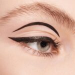 قلم تحديد عيون سائل مقاوم للماء من ايسنس 01 - الصورة 6