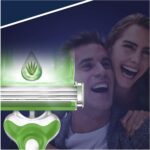 ⁦جيليت شفرات حلاقة بلو 3 الحساسة للرجال للاستعمال مرة واحدة: 9+3 شفرات حلاقة⁩ - الصورة ⁦2⁩