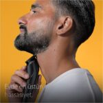 ⁦براون ماكينة تشذيب اللحية 5 BT5420 مع عجلة دقيقة 40 اعداد طول، شفرة حادة للغاية، وقت تشغيل 100 مقاومة للماء، اسود⁩ - الصورة ⁦2⁩