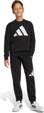 ⁦adidas Unisex Kids Essentials Fleece Jogger TRACKSUIT⁩ - الصورة ⁦3⁩