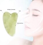⁦قطعتان من أسطوانة اليشم وأدوات التدليك Gua Sha Sc - أسطوانة اليشم أفينتورين الطبيعية الحقيقية 100٪ المضادة للشيخوخة والتجاعيد للوجه والعين والرقبة والجسم مدلك للعناية بالبشرة (أخضر)⁩ - الصورة ⁦3⁩