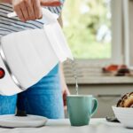 ⁦غلاية قابلة للطي، غلاية كهربائية محمولة للسفر درجة الطعام من السيليكون قابلة للطي مع سلك طاقة قابل للفصل وغليان سريع للمشي والتخييم والسفر والنزهات متعدد الالوان⁩ - الصورة ⁦6⁩