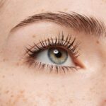 ⁦ماسكارا جلام اند دول لرموش صناعية من كاتريس، 010 لون أسود⁩ - الصورة ⁦6⁩