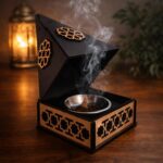 ⁦مبخرة خشب هرمية بتصميم مميز⁩ - الصورة ⁦2⁩