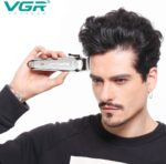 Vgr V-060 Super Power Shaver with 2000mAh Power and Illuminated Display - الصورة 6