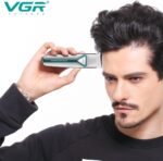 ⁦ماكينة حلاقة اللحية والشعر احترافية متعددة الاستخدامات من في جي ار، موديل 1⁩ - الصورة ⁦8⁩