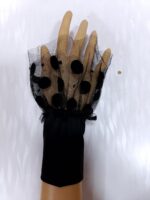 ⁦جرابات دانتيل - تصميم شبكي شفاف أنيق مع تطريز قلب رقيق - جرابات معصم من التول الناعم للنساء، مثالية لنمط الحجاب أو المناسبات الخاصة⁩ - الصورة ⁦6⁩