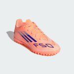 ⁦حذاء F50 كلوب تي اف جيه للأطفال من الجنسين من أديداس⁩ - الصورة ⁦6⁩