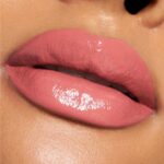 ⁦Catrice Shine Bomb Lip Lacquer No. 030, Nude, Long-Lasting, Instant Result, Glossy, Colour-Intensive, Vegan, Oil-Free, Paraben-Free, No Microplastic Particles, Pack of 1 (3 ml)⁩ - الصورة ⁦5⁩