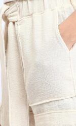 ⁦Dsisskai Womens Casual Shorts Feminine Slip On Casual Shorts - Light Beige⁩ - الصورة ⁦4⁩
