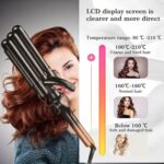 ⁦مكواة تجعيد الشعر الاحترافية 3 أسطوانات، طلاء سيراميك لؤلؤي، شاشة رقمية LCD، تحكم في درجة الحرارة 80-210 درجة مئوية، سلك دوار 360 درجة، تسخين سريع من في جي آر⁩ - الصورة ⁦4⁩