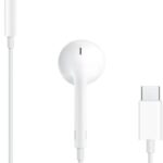 سماعات اذن اير بودز من ابل بمنفذ USB-C​ ​ ​ ​ ​ ​