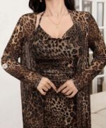 قميص نوم لانجيري مكون من قطعتين بتصميم أنيق للغاية - الصورة 2