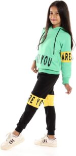 ⁦CAESAR Girls Printed Girls Training Suit Training Suit (pack of 2)⁩ - الصورة ⁦2⁩