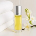 عطر فلفت إنتيمت للنساء – Velvet Intimate Essence Perfume Oil Roll-On 12ml – عطر خاص للبكيني والمناطق الحساسة – زهري أنثوي راقٍ مستوحي من Givenchy L’Interdit