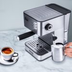 ⁦ماكينة تحضير الإسبريسو من دي اس بي، ماكينة تحضير قهوة إسبريسو، ماكينة تحضير القهوة مع عناصر تحكم يدوية - مضخة إيطالية 15 بار، موفرة للطاقة، غطاء من الفولاذ المقاوم للصدأ، KA3091⁩ - الصورة ⁦6⁩