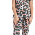 CAESAR Girls CAESAR Girls' multi-colored pajamas with buttons on the front CAESAR Girls' multi-colored pajamas with buttons on the front