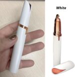 ⁦قلم تشذيب حواجب كهربائي محمول قابل لإعادة الشحن بمنفذ USB للنساء من ليشونج باو، أداة إزالة شعر الحواجب الدقيق بدون ألم، أداة حلاقة آمنة للوجه والساق وأعلى الشفاه والإبط واليدين، قطعتين، لون أبيض⁩ - الصورة ⁦6⁩