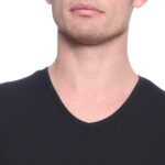 ⁦Dice Mens V-Neck short sleeve solid Undershirt (pack of 1)⁩ - الصورة ⁦4⁩