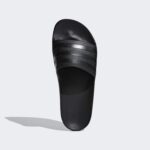 ⁦adidas unisex-adult ADILETTE AQUA Swimming slides⁩ - الصورة ⁦3⁩