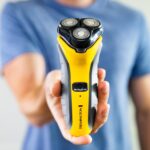 ⁦ريمينجتون ماكينة حلاقة كهربائية دوارة للرجال لاسلكية مقاومة للماء بنسبة 100% مع ماكينة حلاقة قابلة للسحب وشحن USB، غير قابلة للتلف عمليا PR1855⁩ - الصورة ⁦6⁩