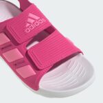 ⁦صندل التاسويم 2.0 للأطفال من الجنسين من اديداس⁩ - الصورة ⁦7⁩
