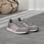 adidas womens RUN50S Shoes - الصورة 2