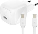 شاحن حائط سريع صغير بقدرة 45 وات مع كابل USB نوع C إلى USB نوع C، متوافق مع موبايل آبل آيفون 16 و15 و14 وبلس وبرو وبرو ماكس وسلسلة سامسونج جالاكسي S25 وبيكسل 9 واي باد وايربودز من بلكين، لون أبيض